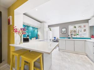 Kitchen- click for photo gallery